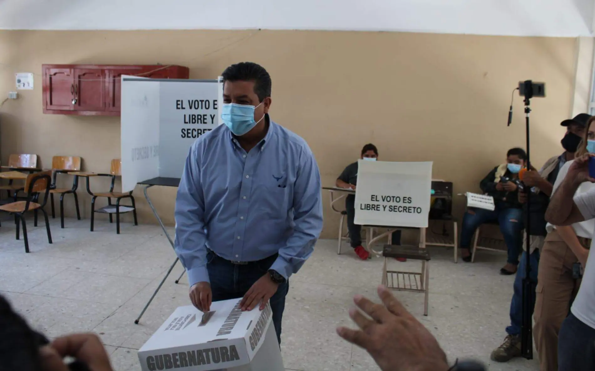 Francisco Javier García Cabeza de Vaca, gobernador de Tamaulipas Juan Hernández (2)